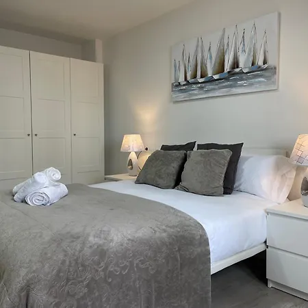 Centro Rua Ostras 4pax Completo Lägenhet